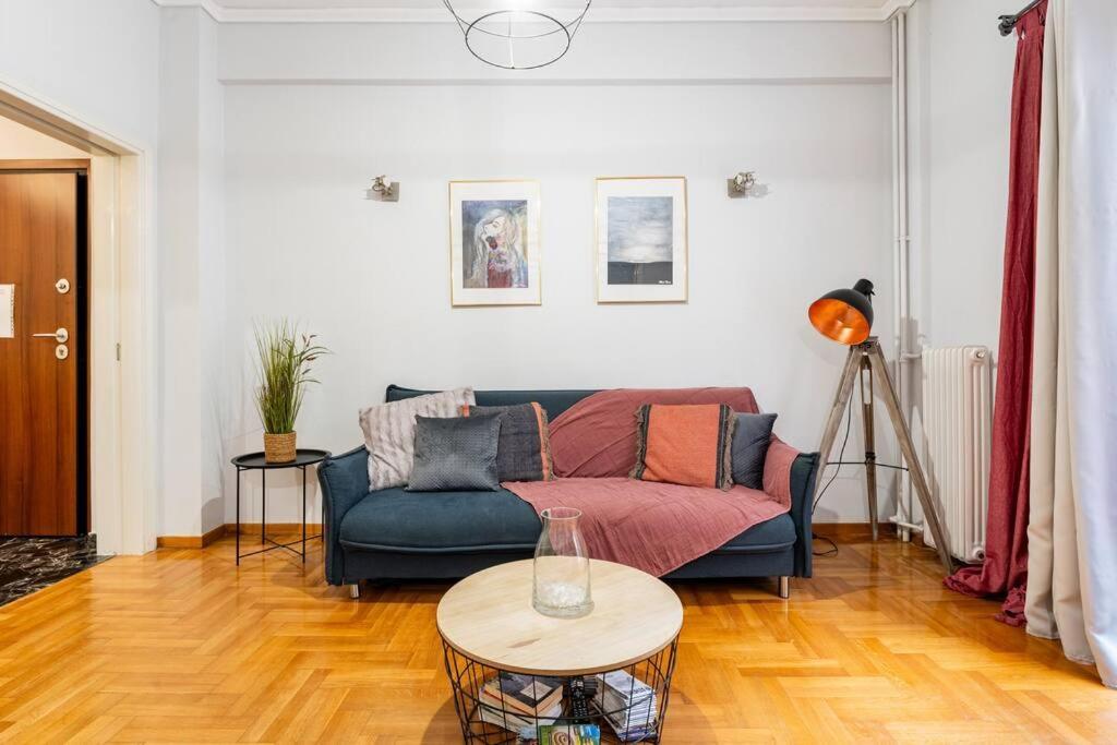 Downtown Cute Apt In The Heart Of Plaka Athens Ngoại thất bức ảnh